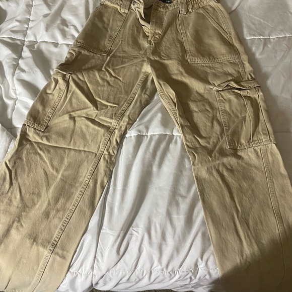 Cargo pants - Picture 3 of 3